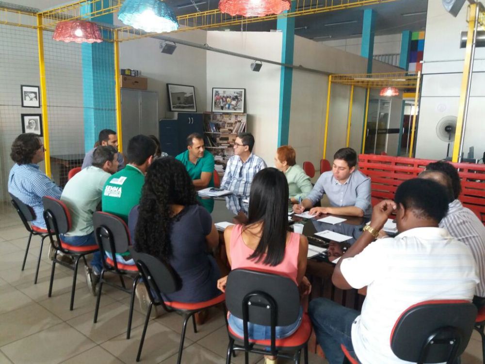 Administração Municipal planeja melhor aproveitamento da Praça da Juventude