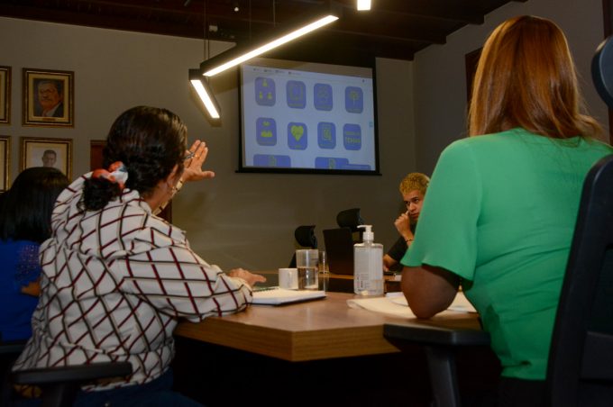 Gestão Municipal executa programas voltados para qualificação de servidores e participação popular