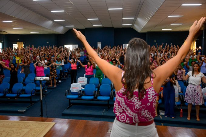 Smed realiza formação de manipuladoras de alimentos das escolas da rede municipal
