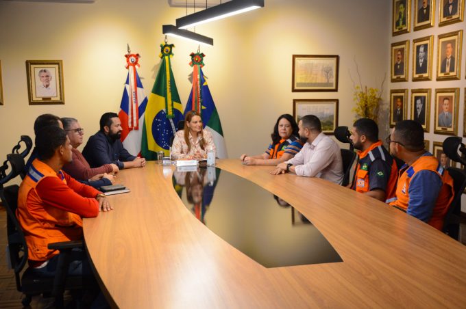 Em reunião, Prefeitura e Superintendência de Proteção e Defesa Civil do estado tratam de ações para o município