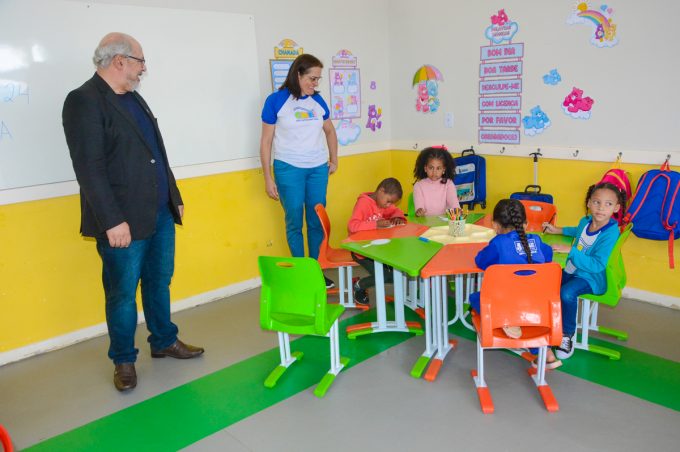 Ano letivo na Rede Municipal de Vitória da Conquista começou nesta segunda para mais de 43 mil alunos