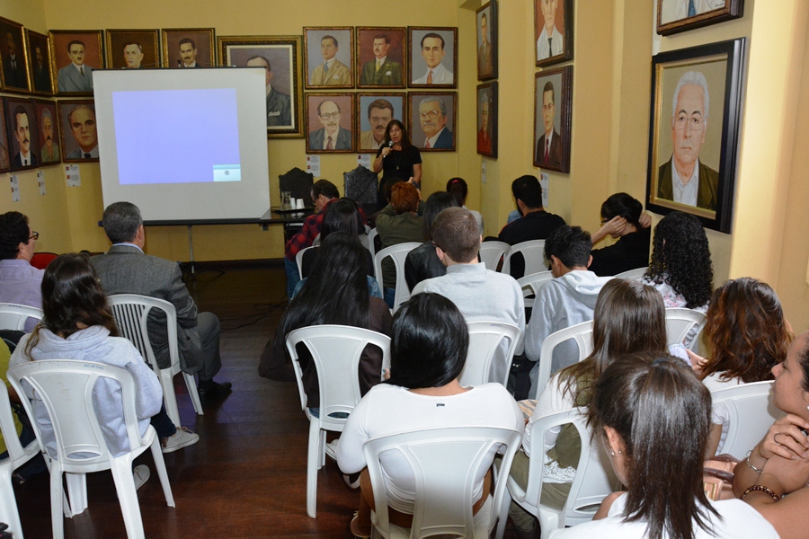 Governo Municipal debate preservação cultural com acadêmicos