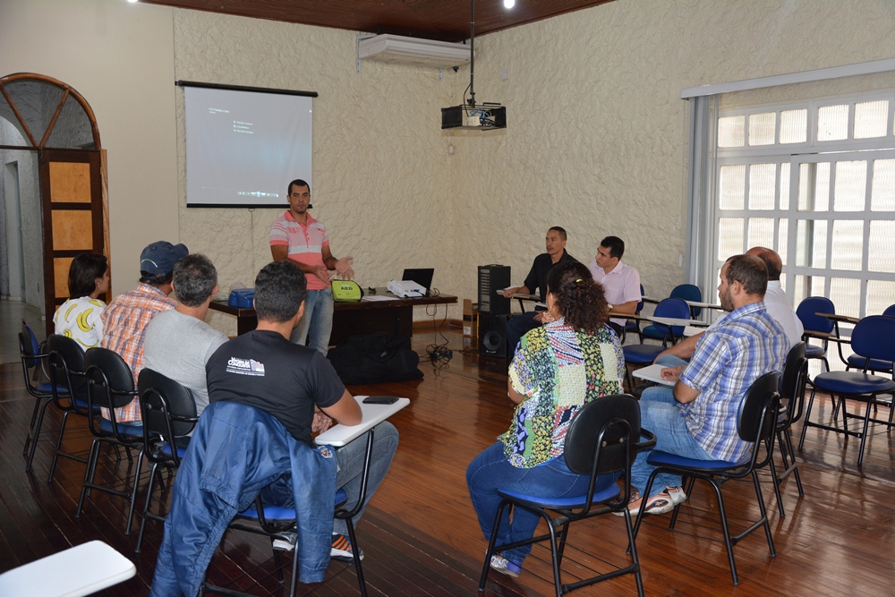 Servidores municipais participam do Curso de Suporte Básico de Vida