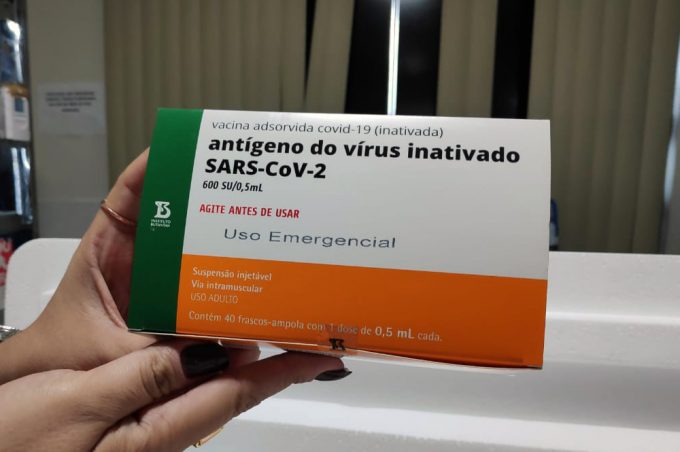 Vitória da Conquista inicia vacinação contra a Covid-19 na tarde de hoje