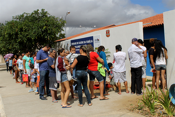 Campanha de vacinação contra a gripe começa segunda-feira, 18
