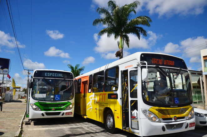 Operação de cinco linhas de ônibus é alterada durante feriado de Tiradentes